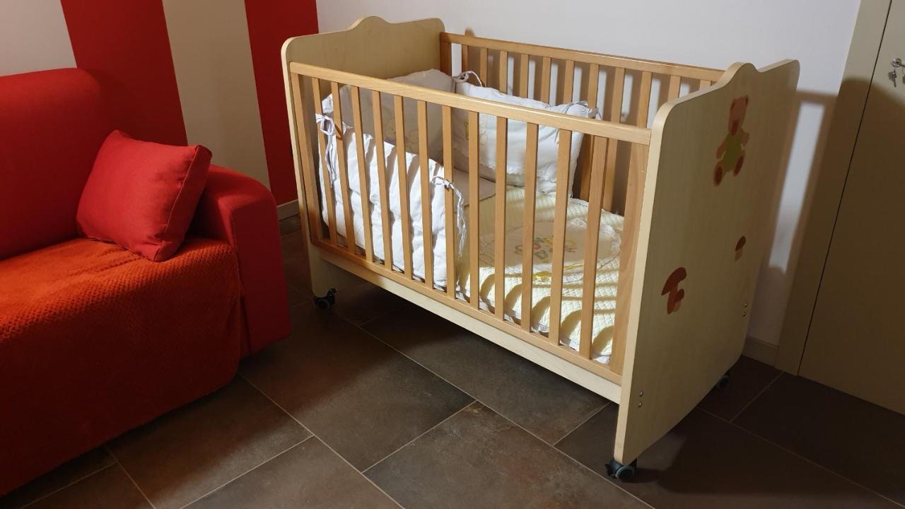 Dimora Rosso San Zeno - Wifi Veloce E Adatto Per Famiglie 维罗纳 外观 照片